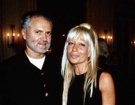 musiche assassinio gianni versace|Il motivo per cui la famiglia Versace ha 'scomunicato' .